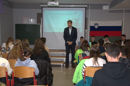 OTROŠKI PARLAMENT OŠ JD (11)